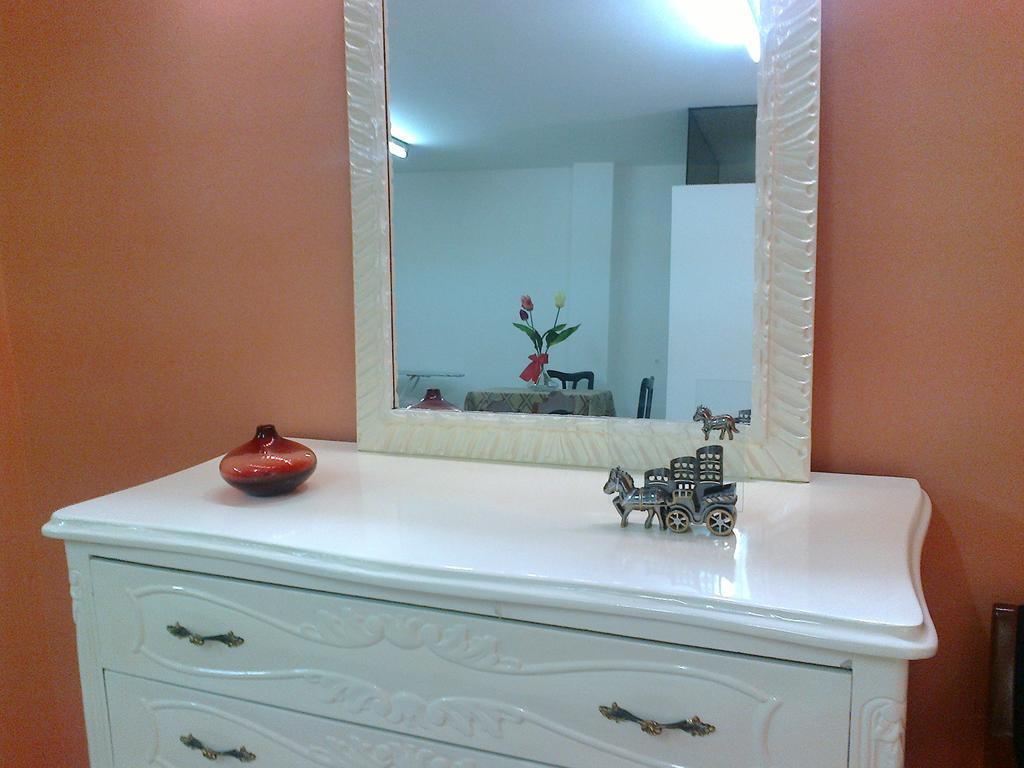 Strenua Santa Maria Suites Trujillo Rom bilde