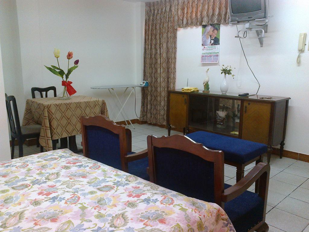 Strenua Santa Maria Suites Trujillo Rom bilde