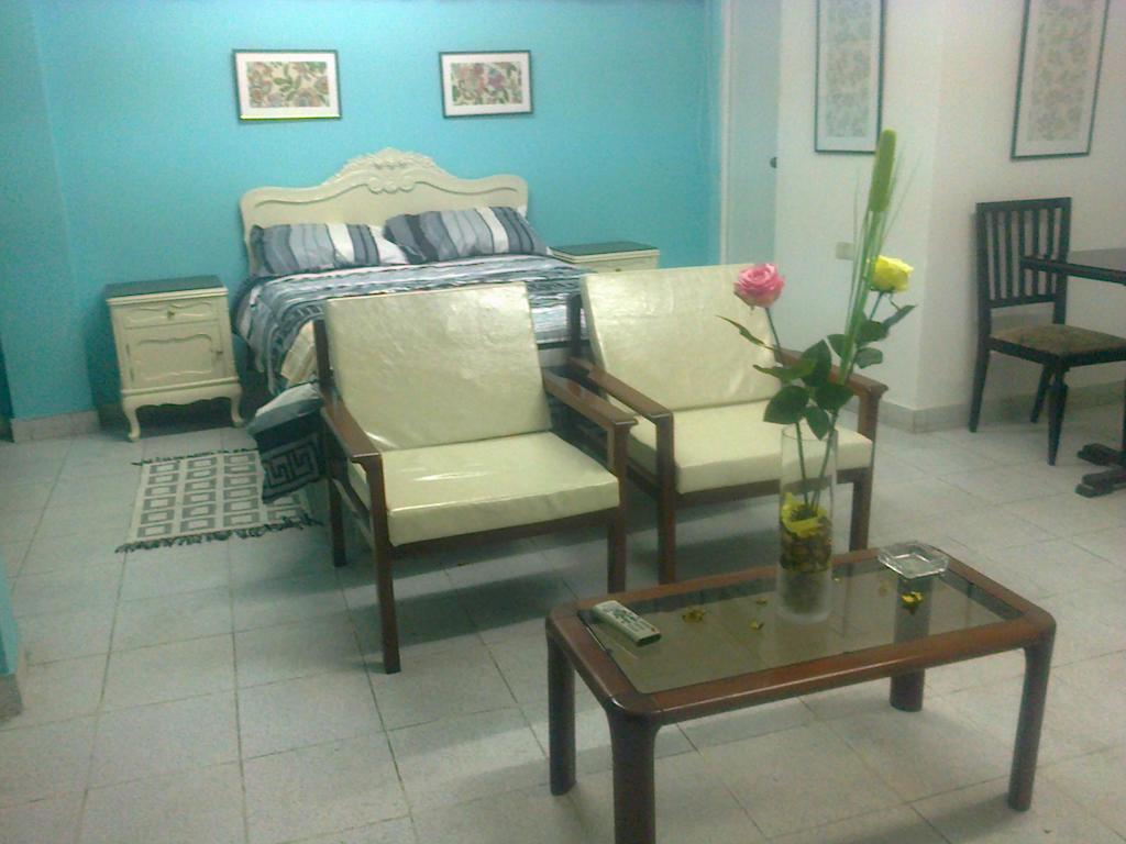 Strenua Santa Maria Suites Trujillo Rom bilde